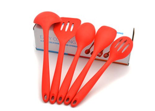 引領健康生活 茂名硅膠廚具公司及三多硅橡膠公司的專業(yè)之路